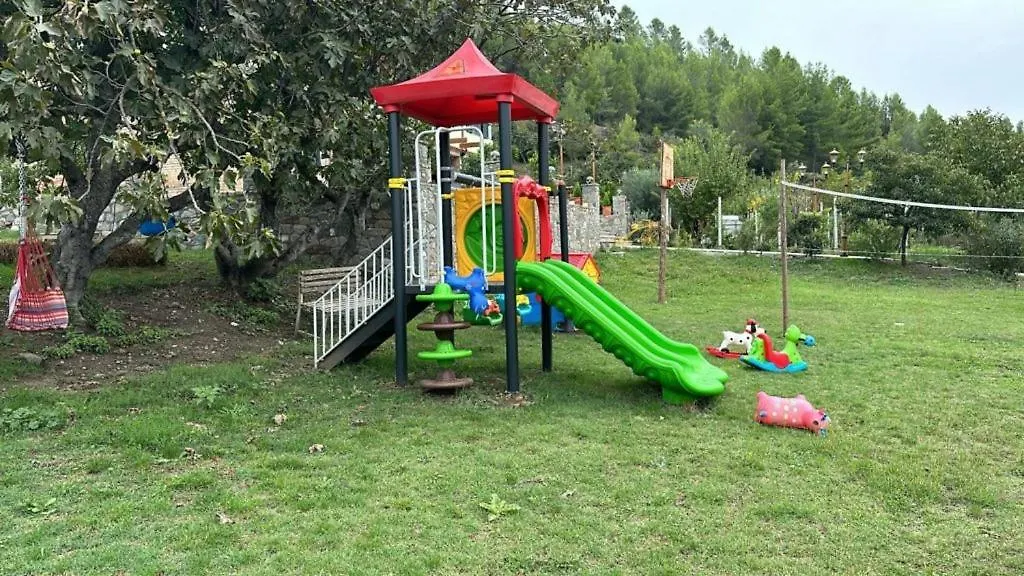 Hani I Taulant Shahinit Gramsh 0*,  Albania